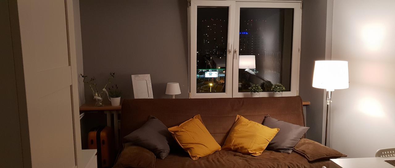 Kfip Apart Spodek 300M Three Appartement Katowice Buitenkant foto